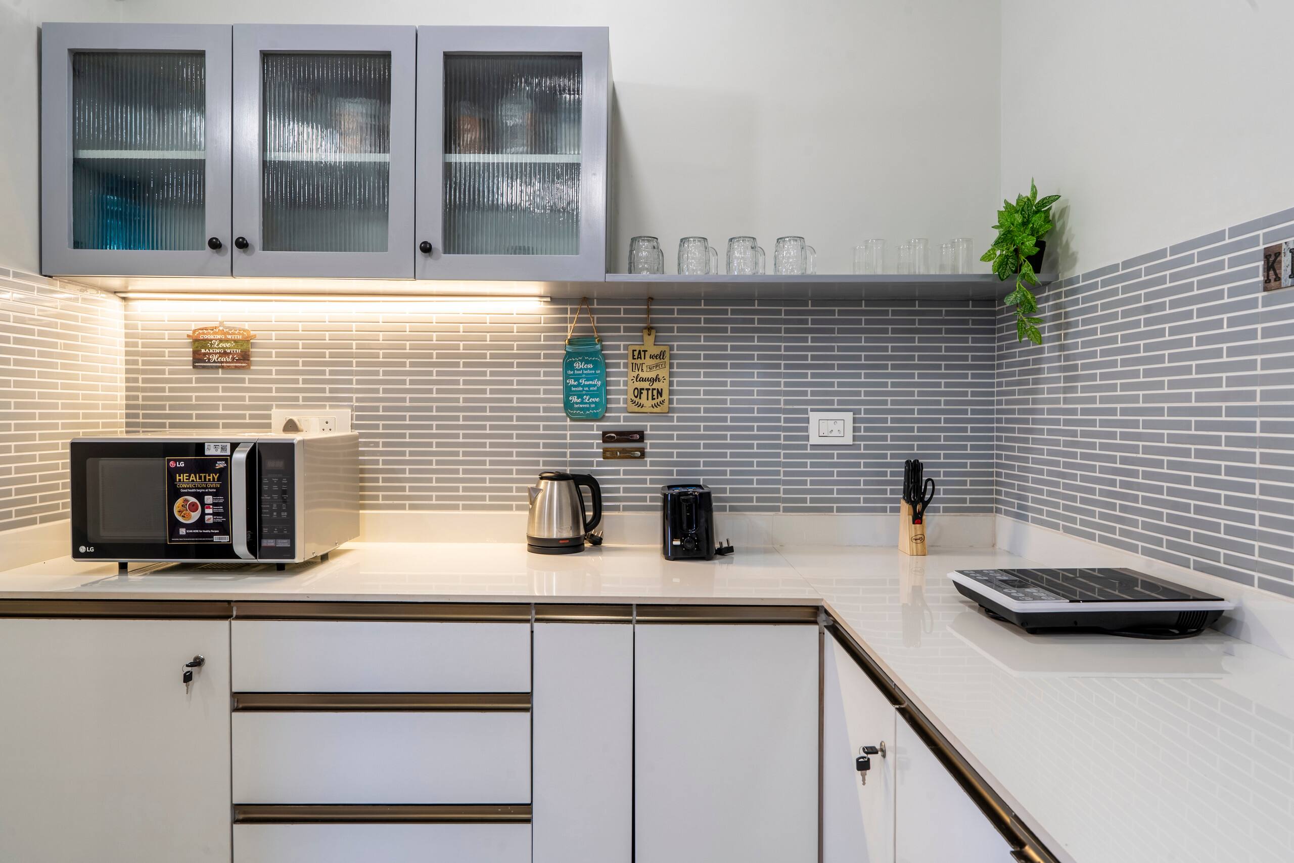 GLOW By Palacio De Goa | Brand New 2BHK Near Beach 21