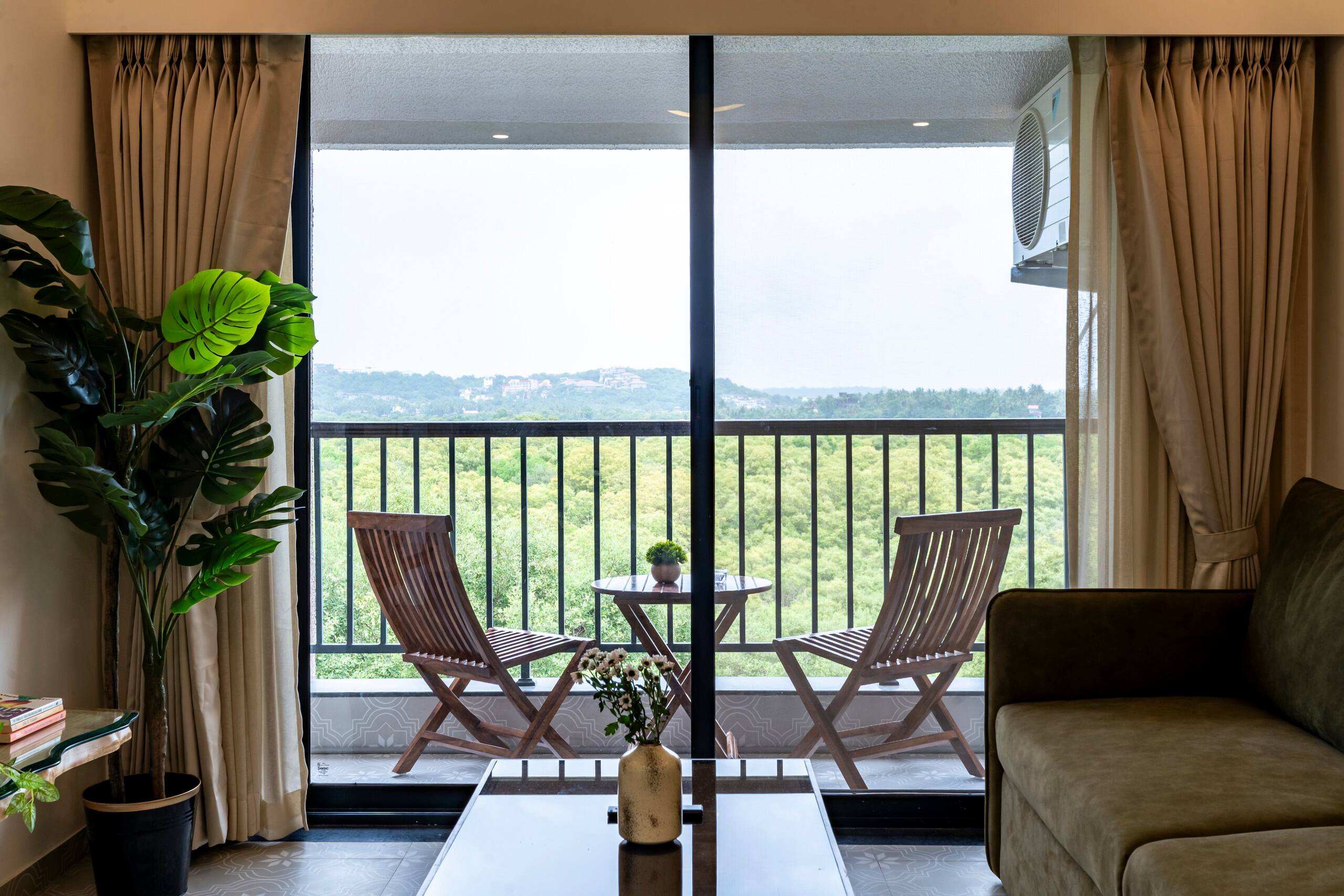 GLOW By Palacio De Goa | Brand New 2BHK Near Beach 18