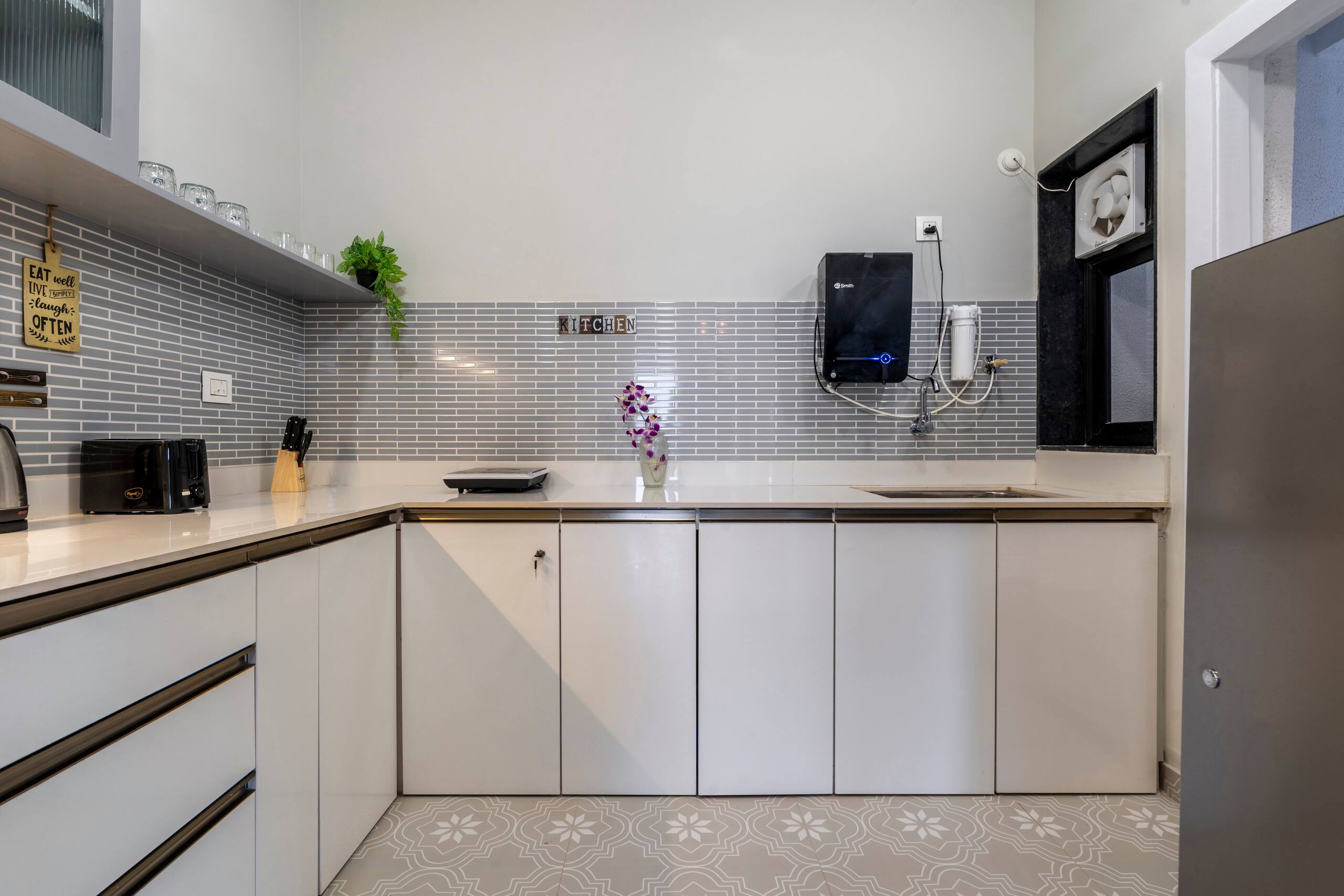 GLOW By Palacio De Goa | Brand New 2BHK Near Beach 22