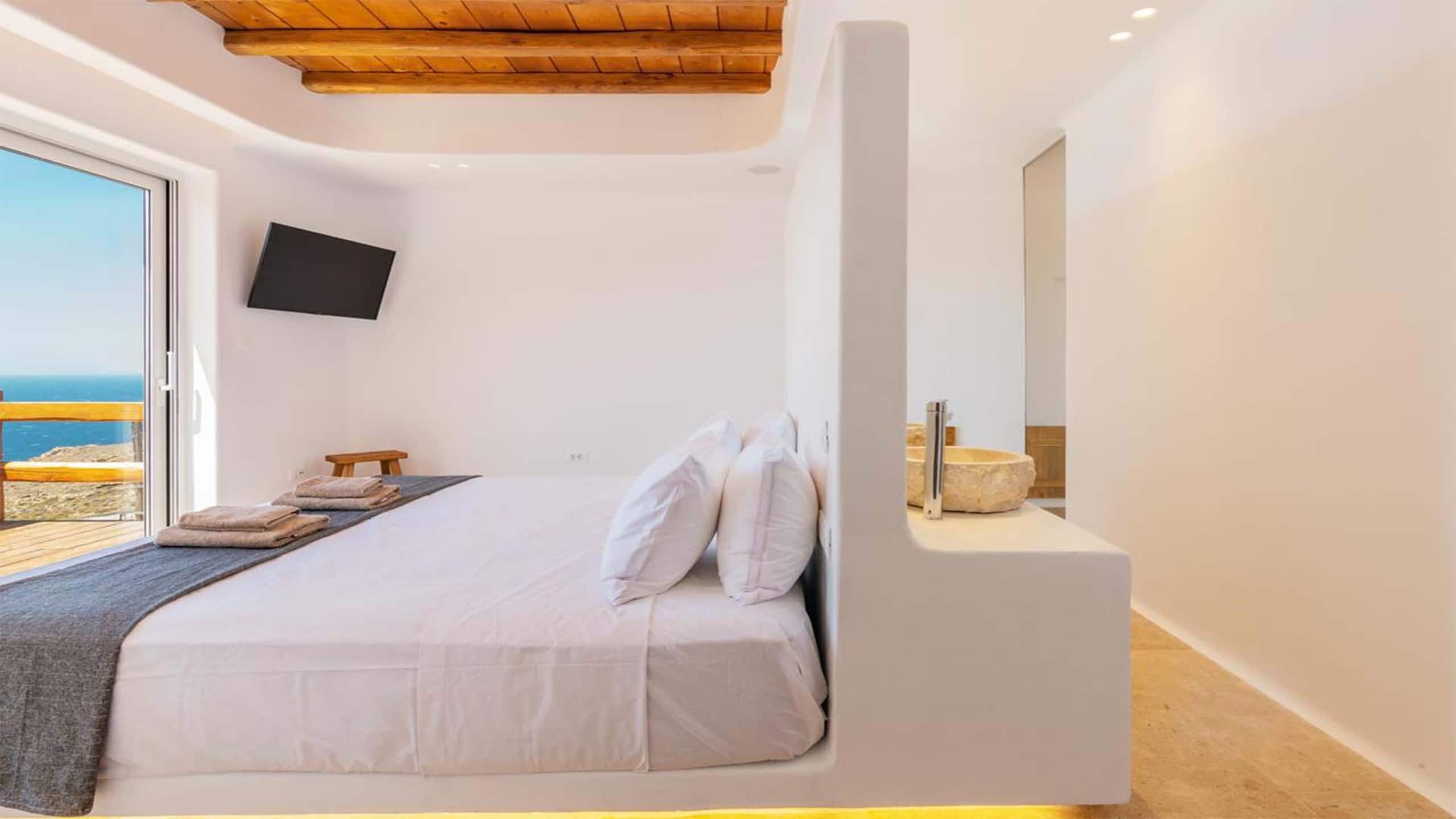 5BD Villa RiaMaria Mykonos PrivPool Live&Travel 16