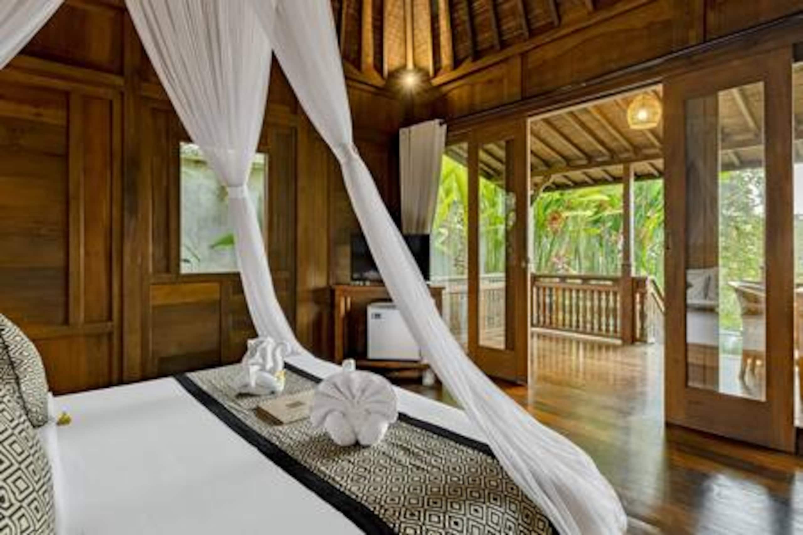Wonderful Hidden Villa with Private Pool 17
