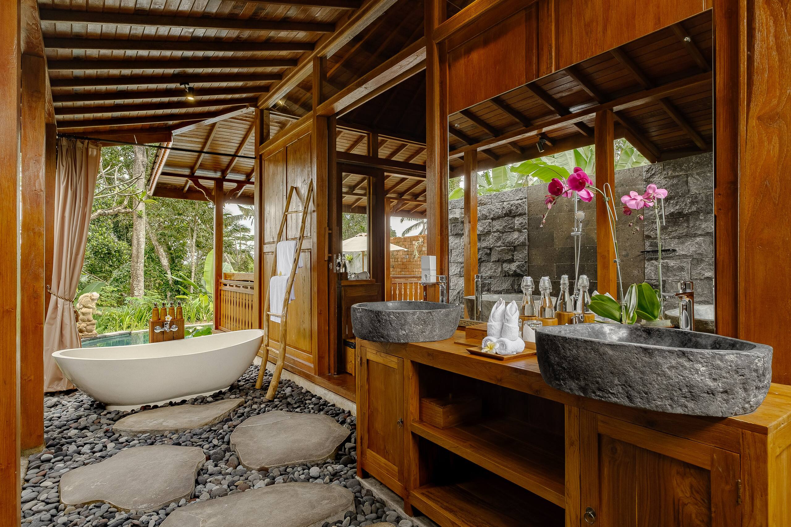 Wonderful Hidden Villa with Private Pool 12