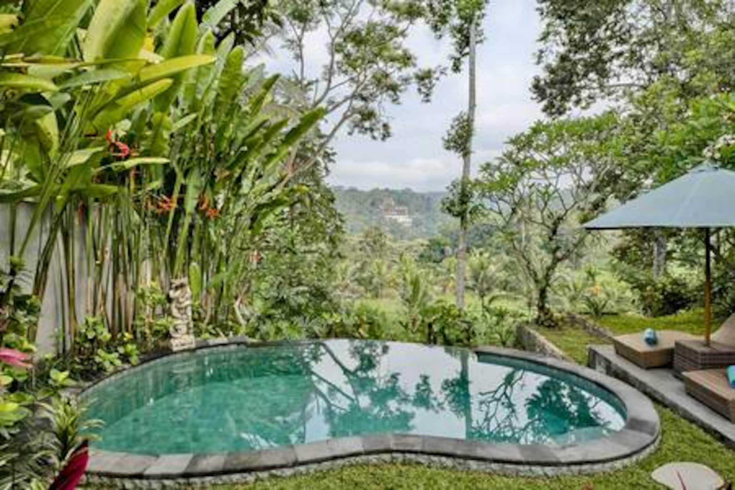 Wonderful Hidden Villa with Private Pool 10