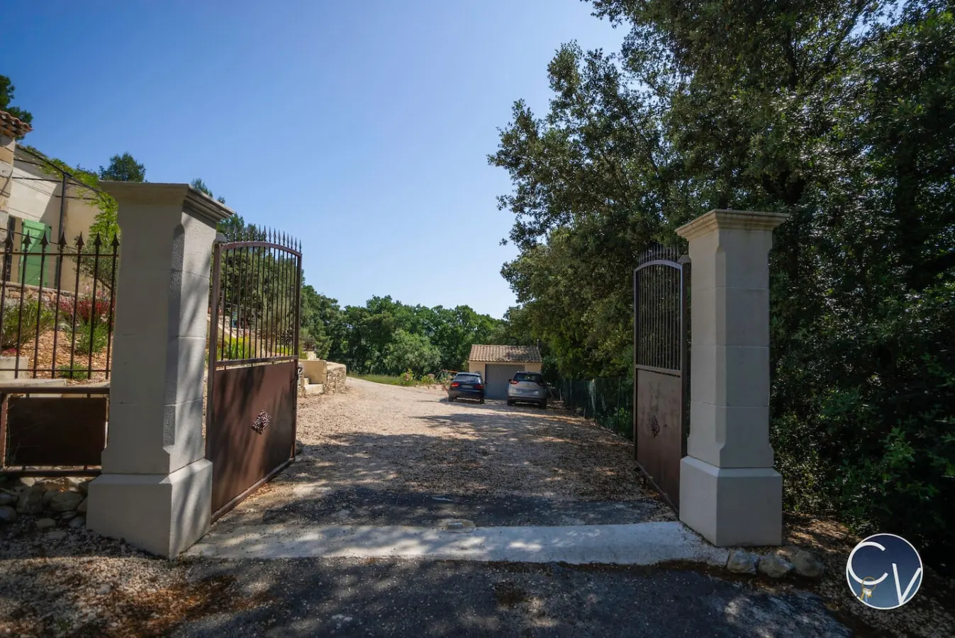 Charmante maison proche d'Uzès 13