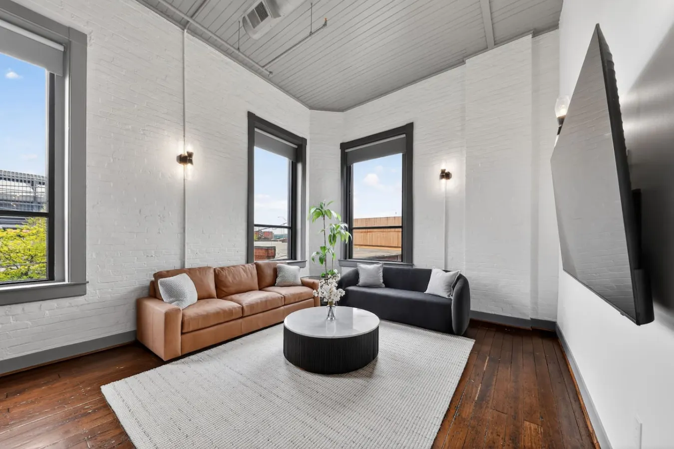 Luxury 3BR on TQL Stadium & Washington Park 14