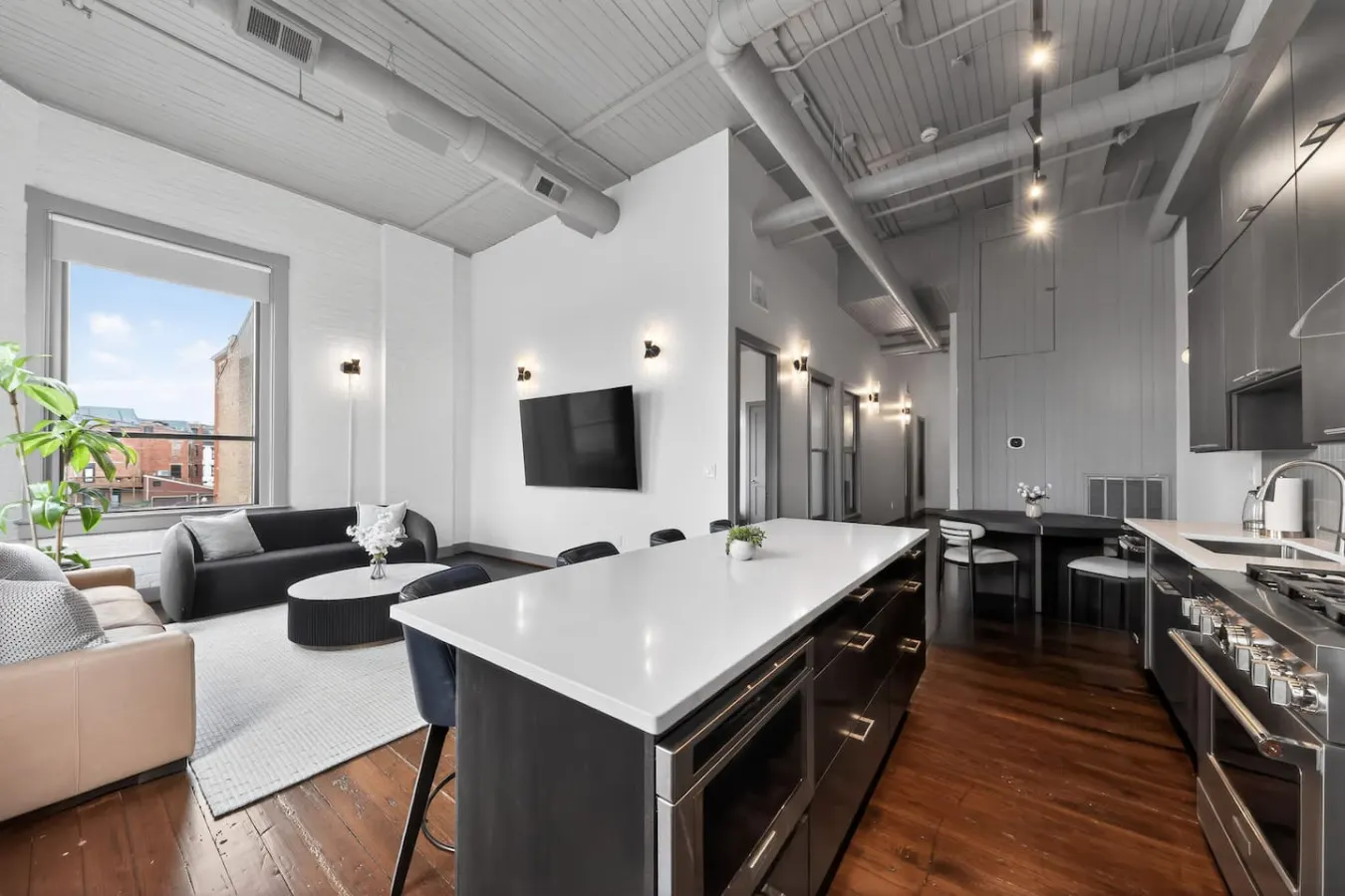 Luxury 3BR on TQL Stadium & Washington Park 16