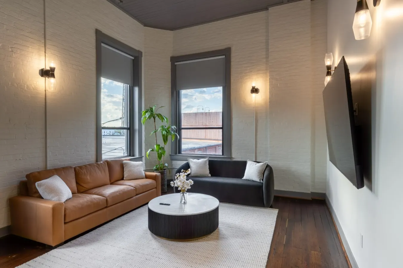 Luxury 3BR on TQL Stadium & Washington Park 7