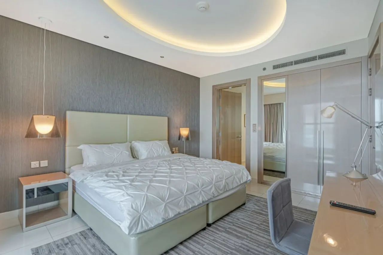 1BR Luxury Stay - Infinity Pool - Damac Paramount A - Business Bay 8