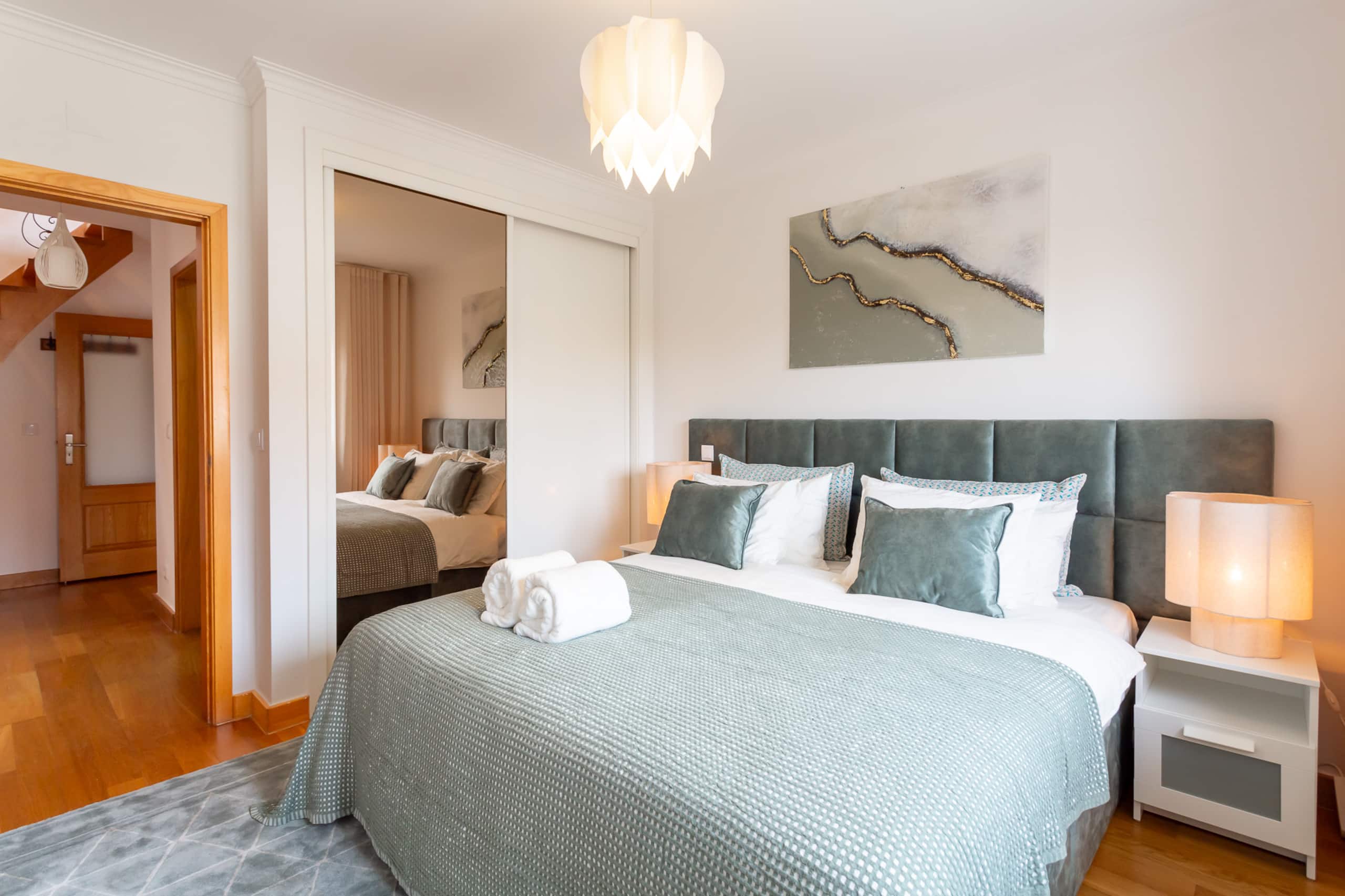 Carcavelos Beach Dream House 24