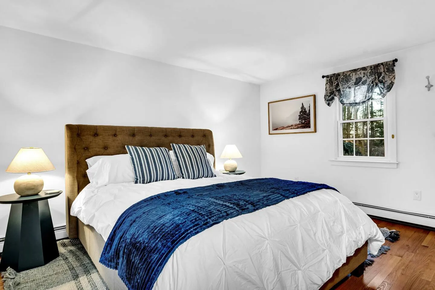 Mins to Dock Square | KingBed | BeachGear | DogsOK — photo 3