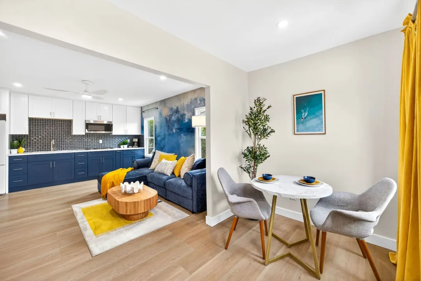 Brand New 2BR Sleeps 6 2 Parking Near Petco 11