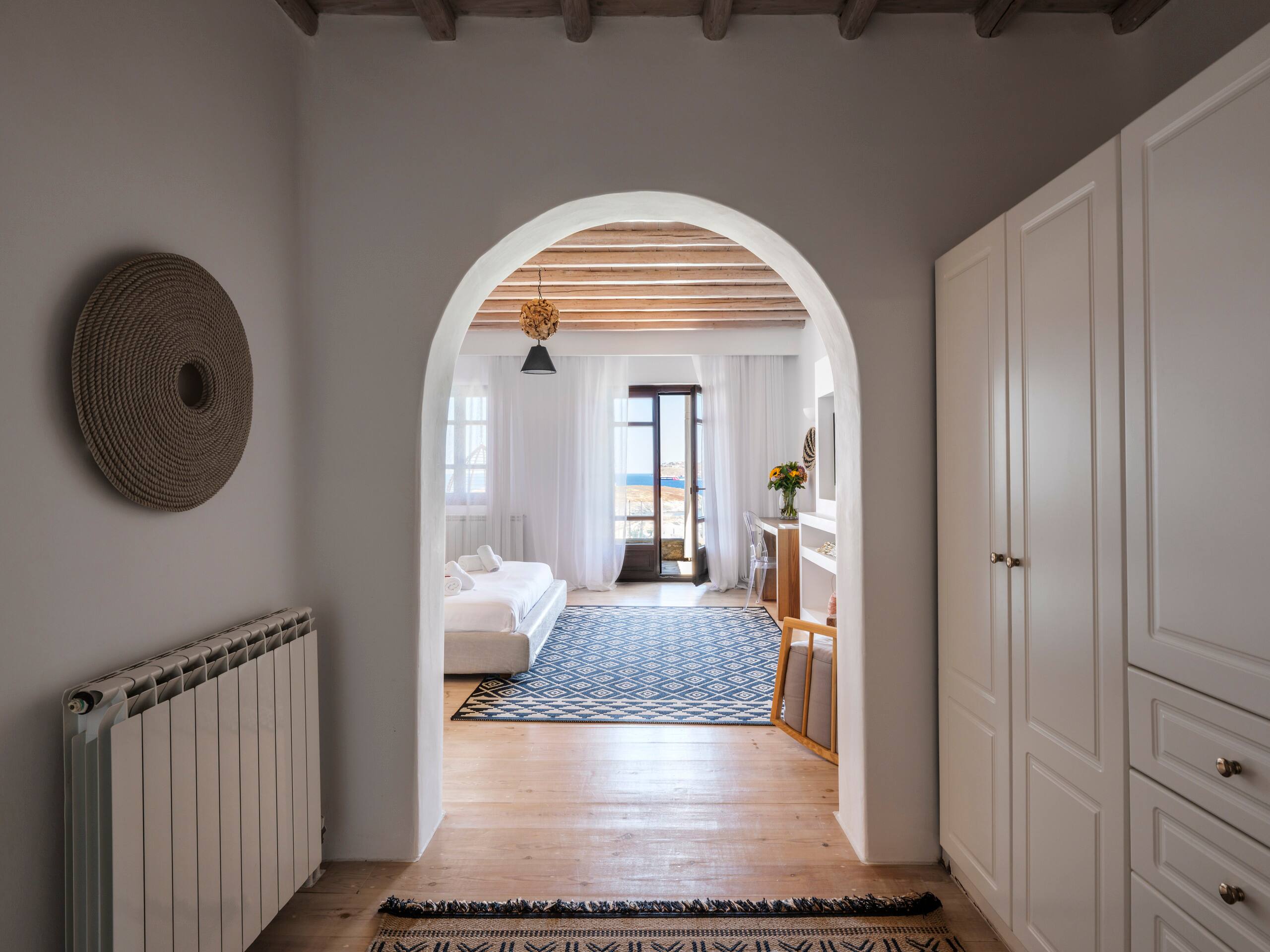 Cosset Villa Mykonos Pool & Sunset | One Villas 34