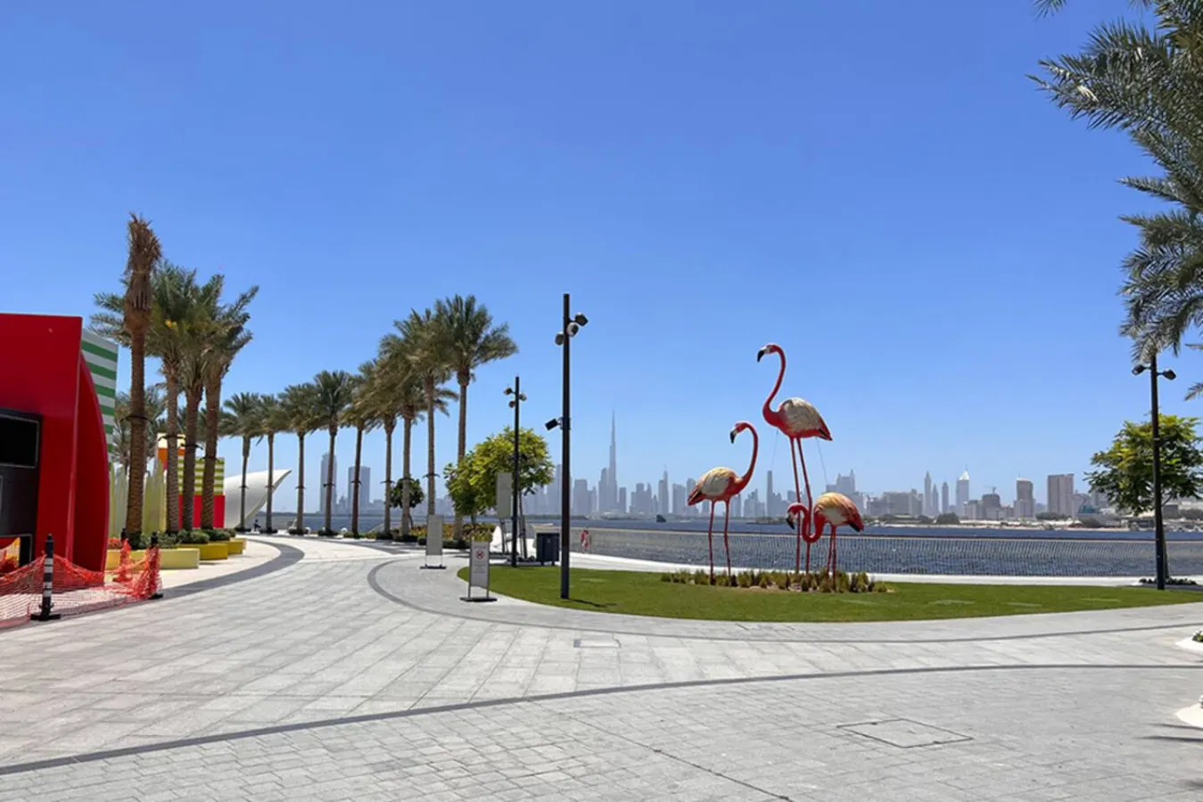 Modern Creekside 1BR Prime Dubai Location 20