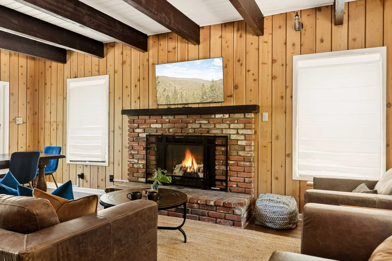 *NEW* 3BR Mountain Sanctuary w Foosball & Epic Views 12