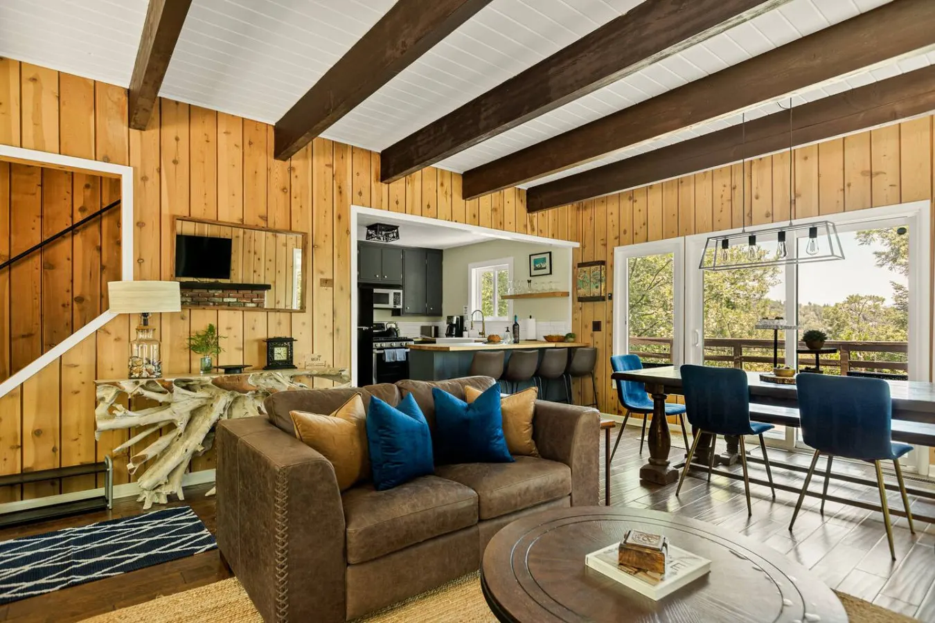 *NEW* 3BR Mountain Sanctuary w Foosball & Epic Views 16