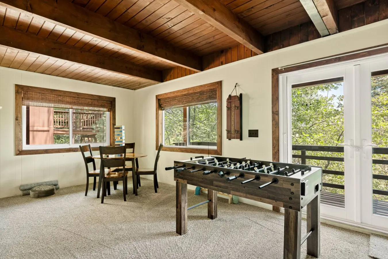*NEW* 3BR Mountain Sanctuary w Foosball & Epic Views — photo 3