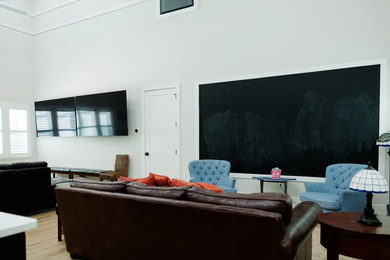 The Endzone Sleeps 14 Near UF Campus & Shands 14