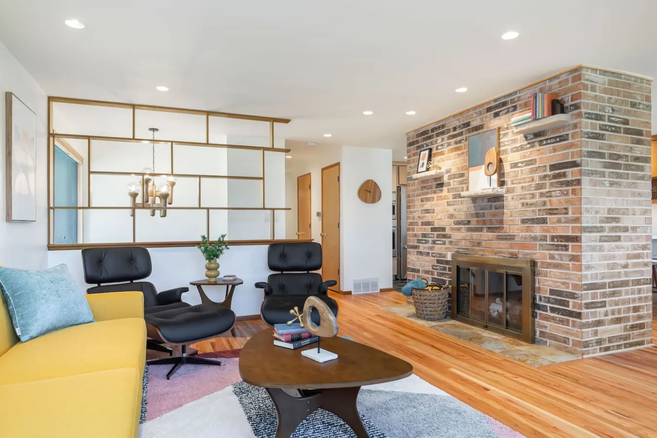 Chic & Bright Greenwood Home - AC, Parking 10
