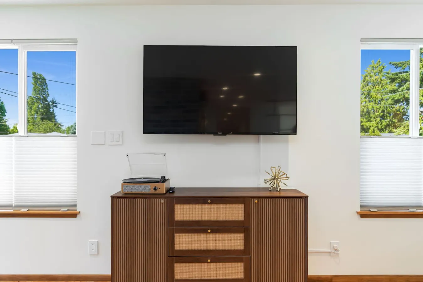 Chic & Bright Greenwood Home - AC, Parking 8
