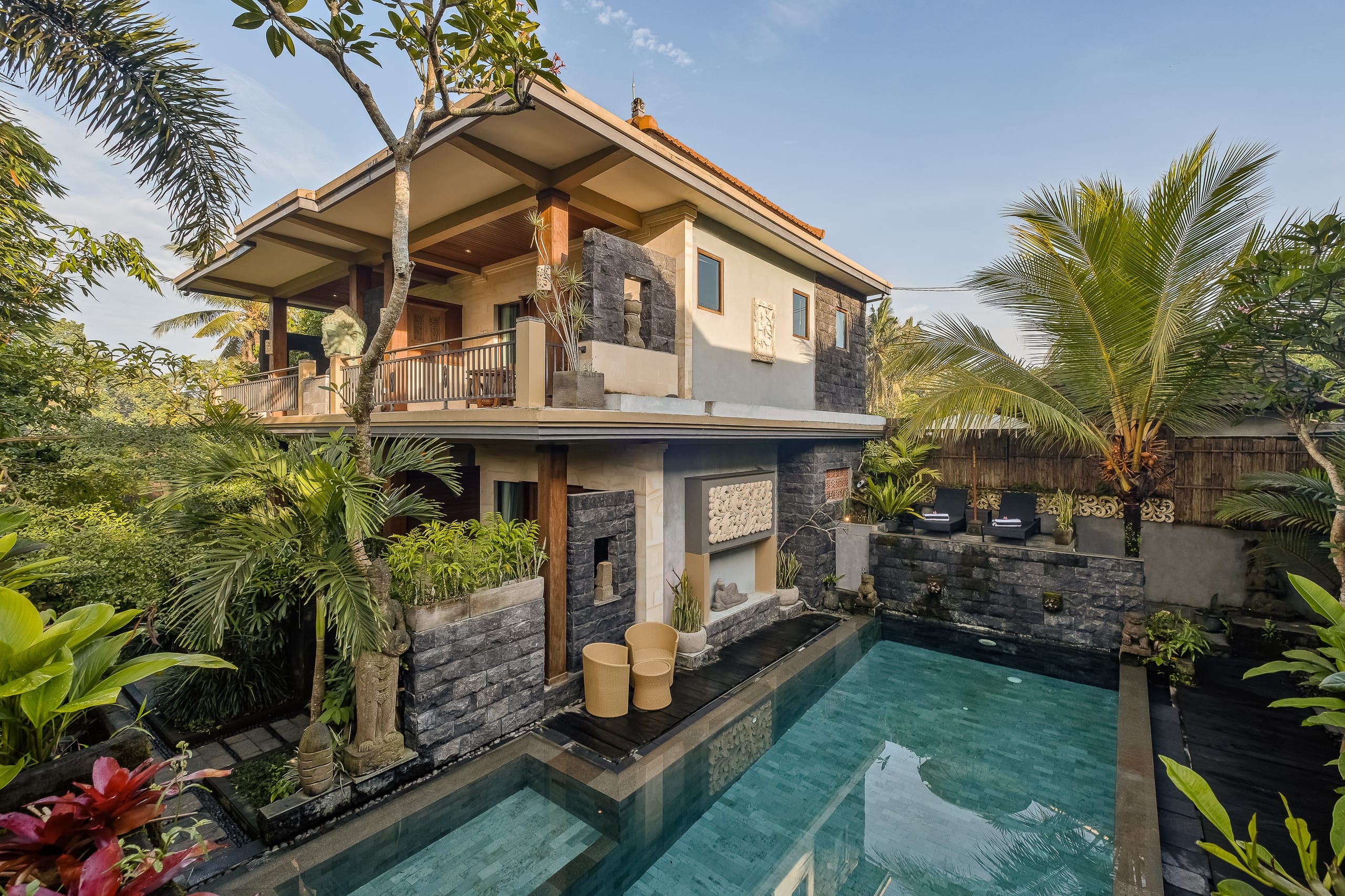 Hidden Deluxe Suite Room in Ubud — photo 5