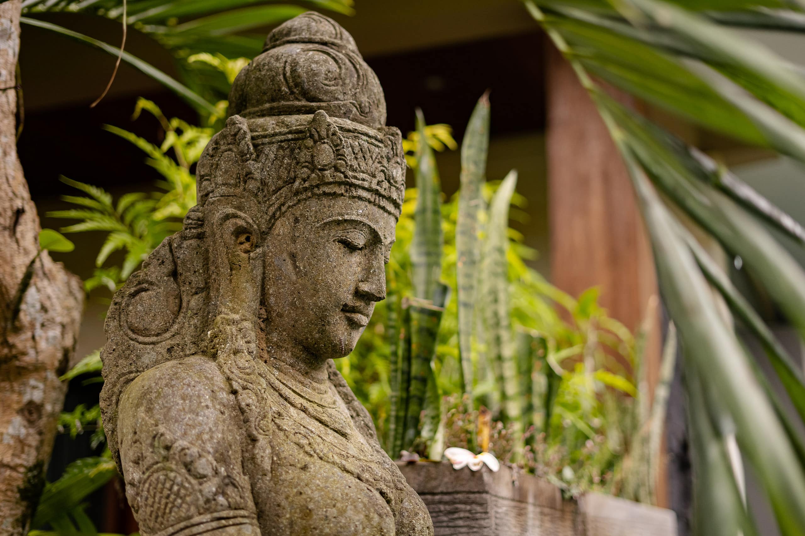 Hidden Deluxe Suite Room in Ubud 26