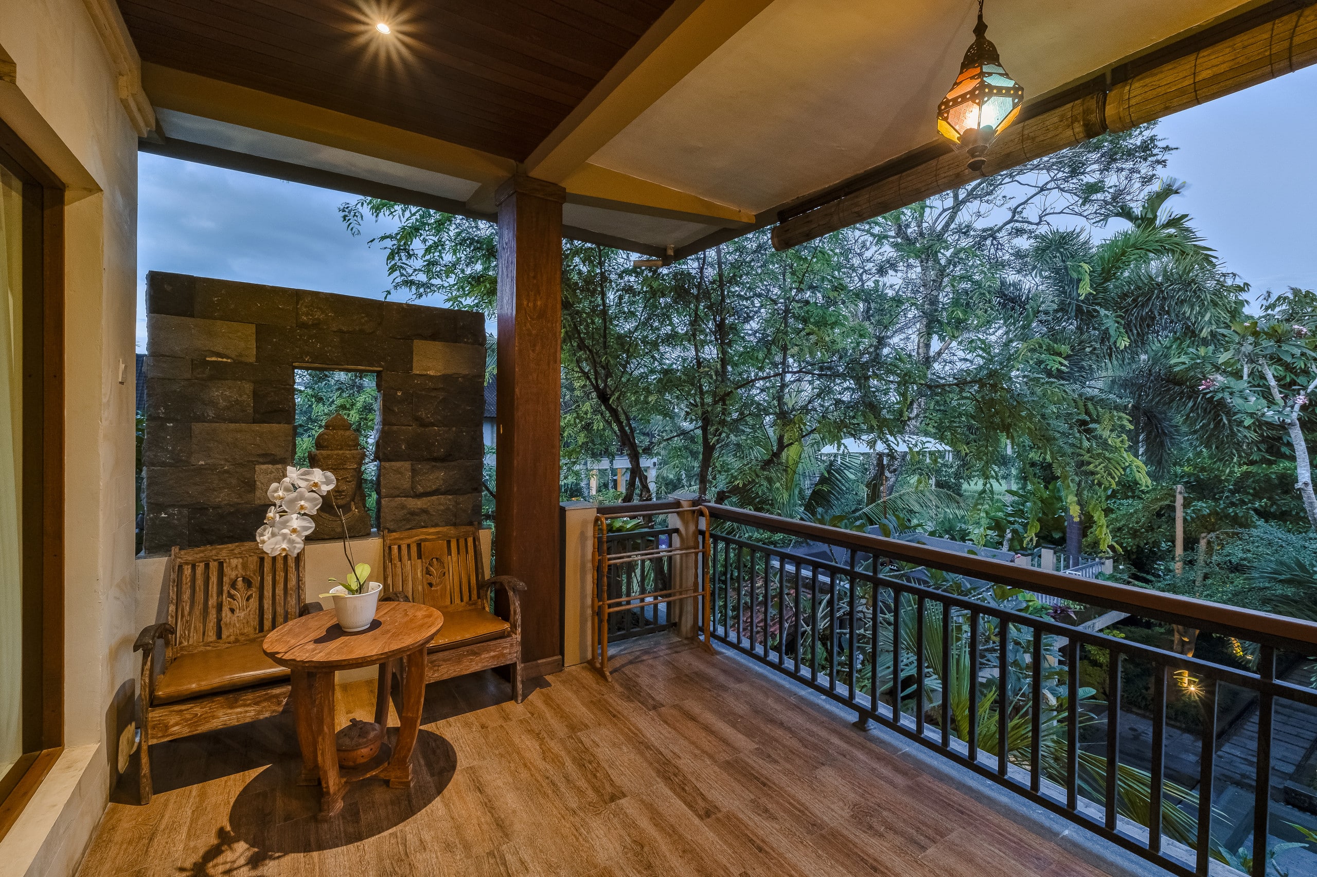 Hidden Deluxe Suite Room in Ubud — photo 4