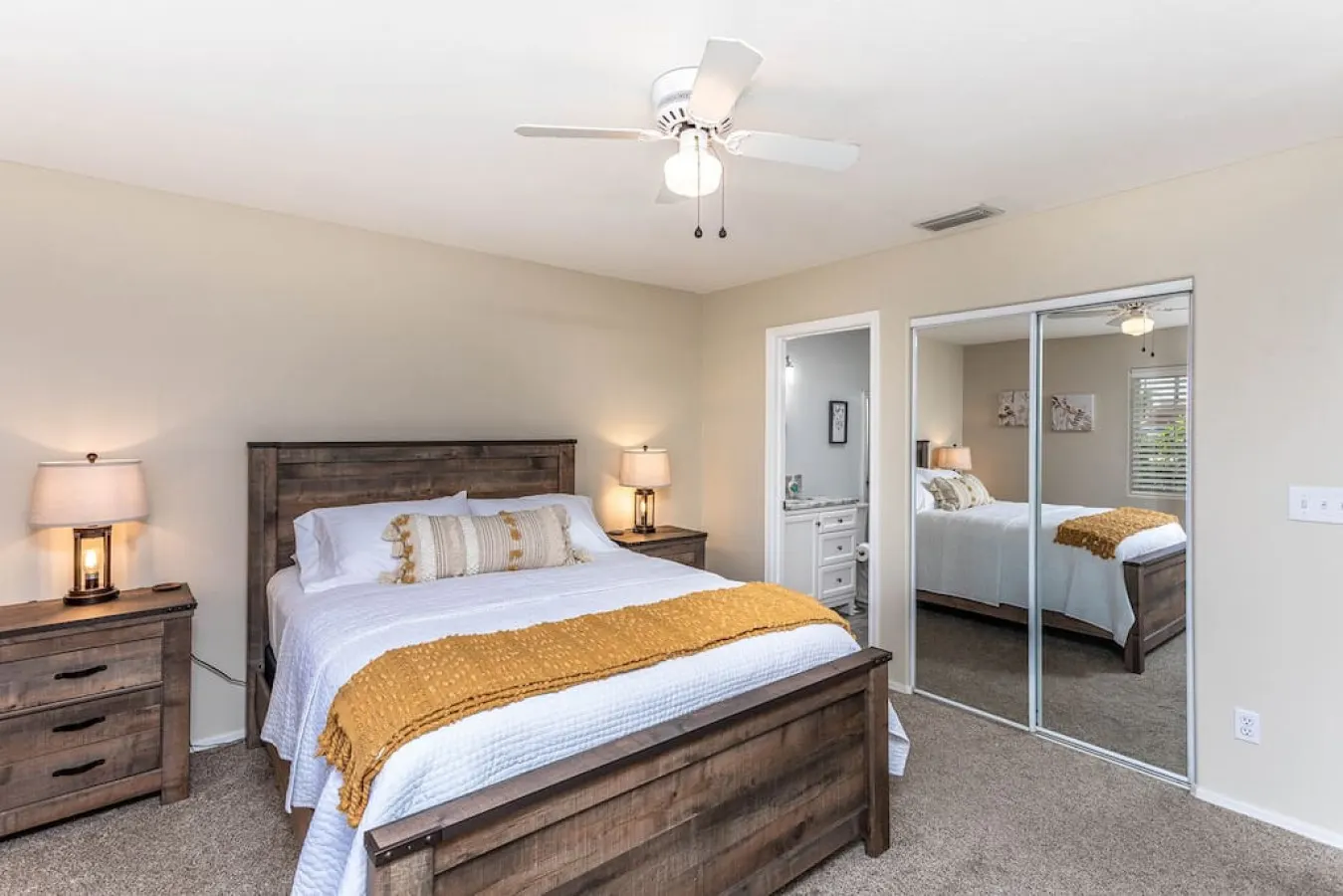 Havasu El Dorado - Pool, Smart TV, Central, Clean 16