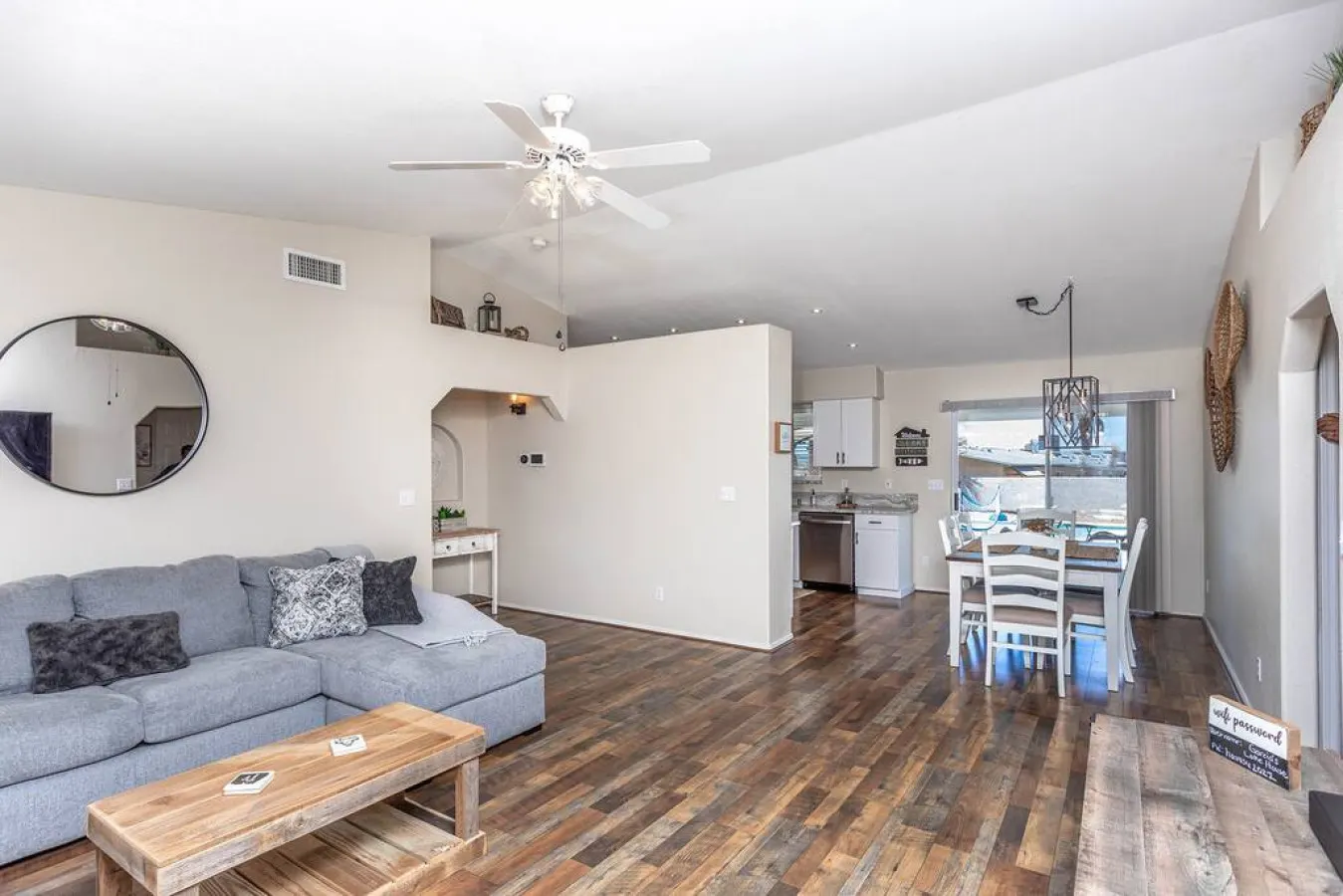 Havasu El Dorado - Pool, Smart TV, Central, Clean 8