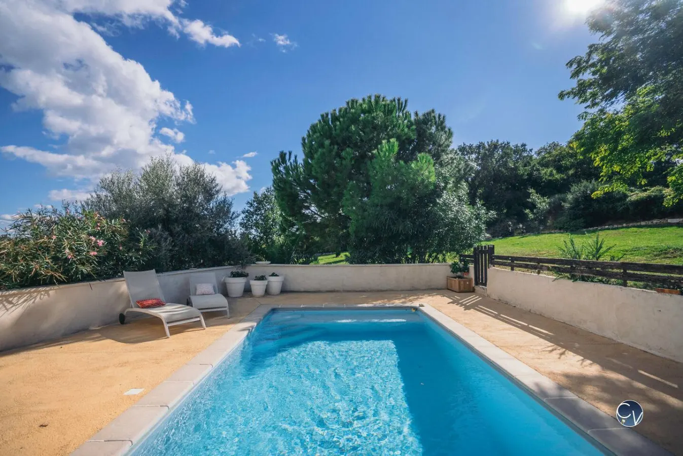 Villa avec piscine et vue imprenable en Ardèche — photo 4