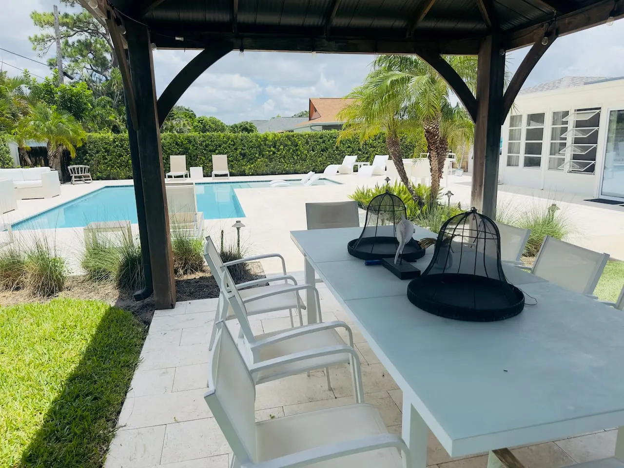 Sugar Beach Bungalow With a Pool! 10