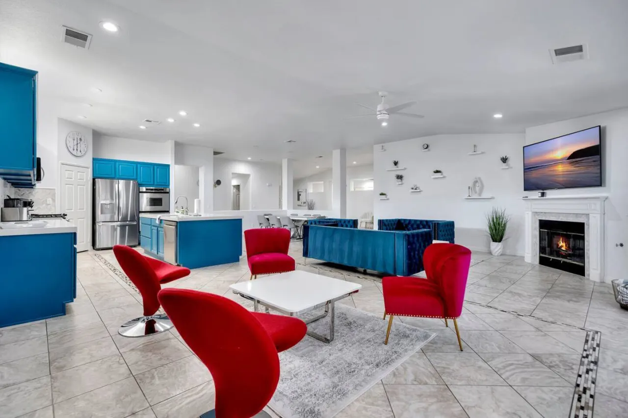 Flamingo Indio - 6BDRM, GameRoom, FirePit, Pool, Spa — photo 3