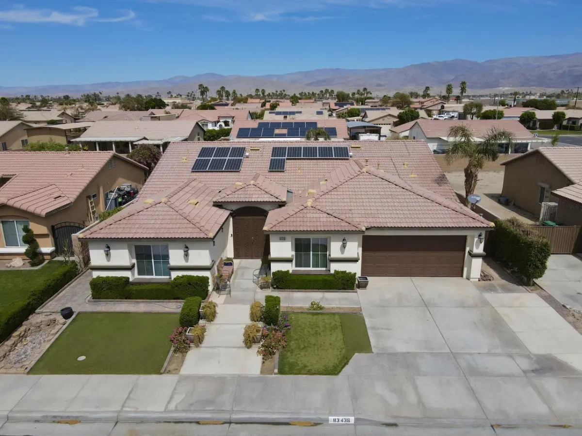 Flamingo Indio - 6BDRM, GameRoom, FirePit, Pool, Spa — photo 4
