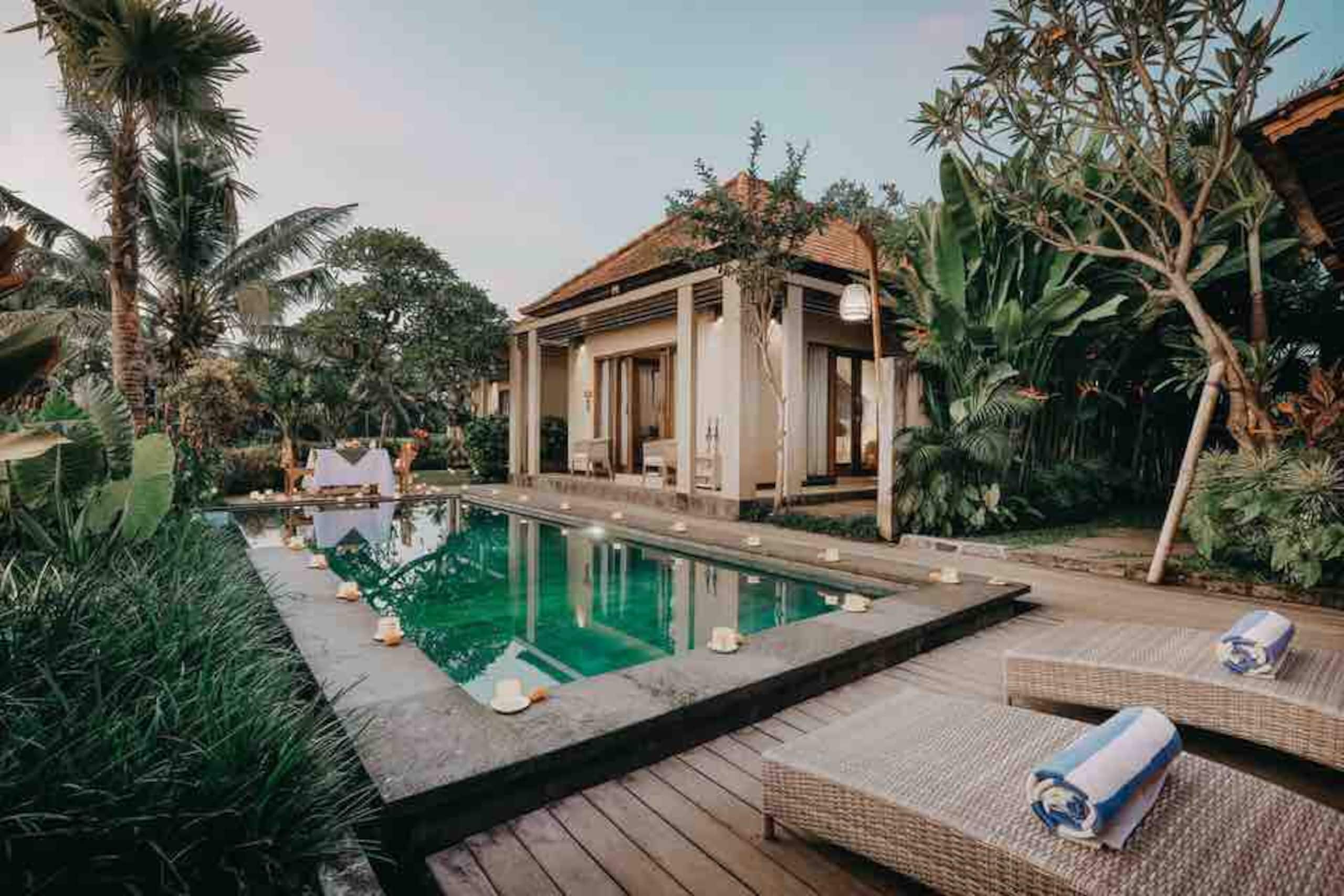 One-Bedroom  Wooden House with Pool View 37