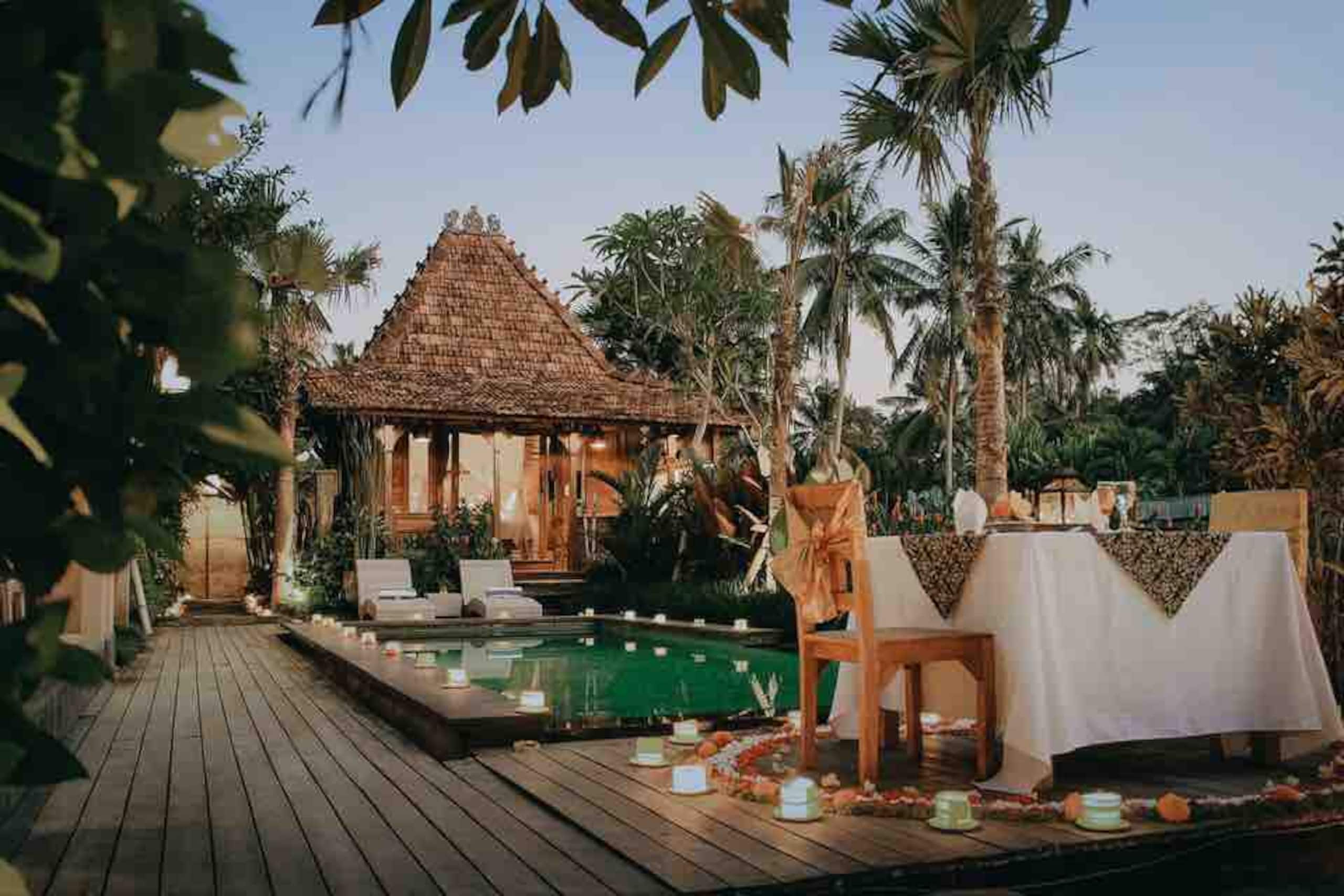 One-Bedroom  Wooden House with Pool View 7