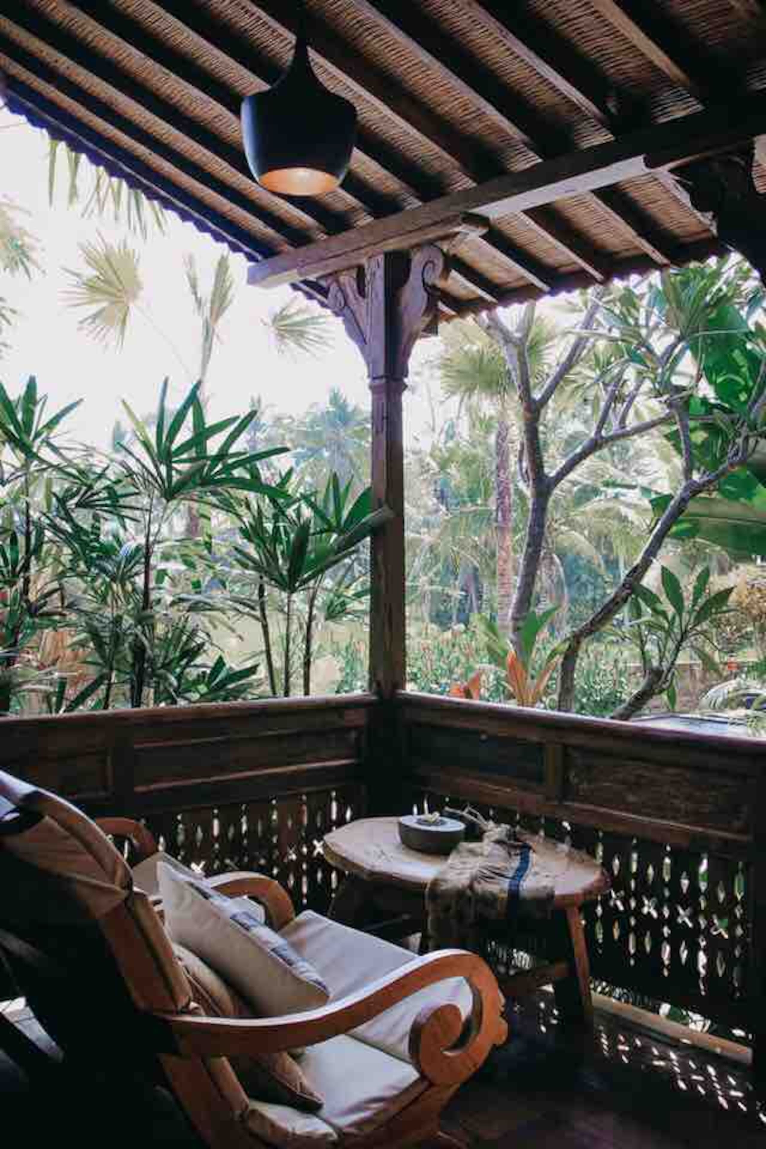 One-Bedroom  Wooden House with Pool View 14