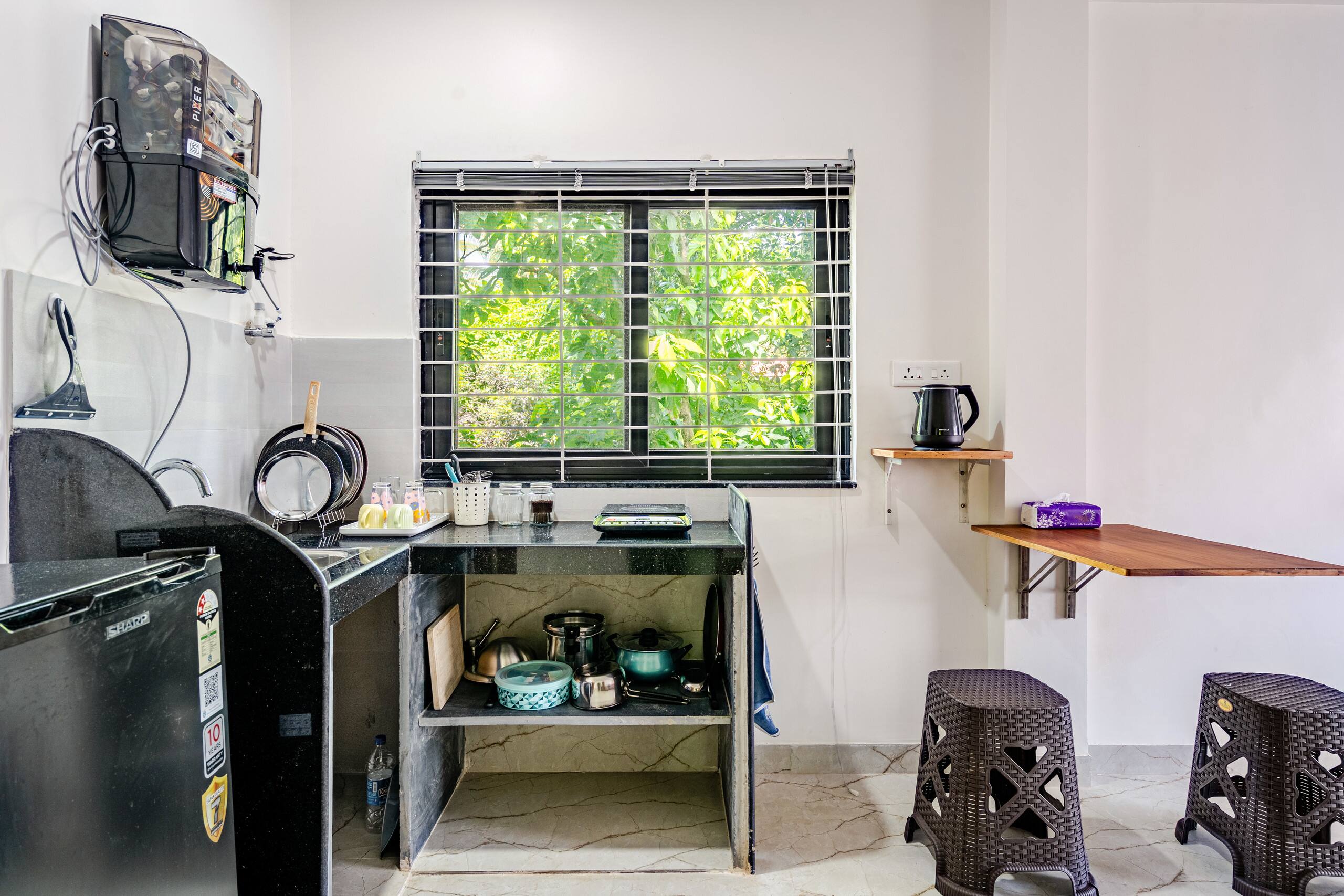 Home Rebels: Stay Wild 9