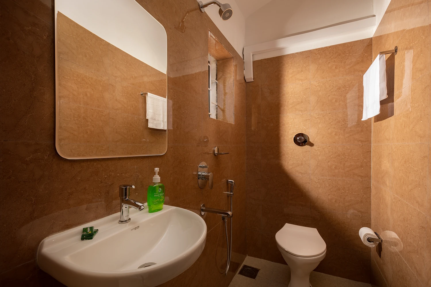 Cozy Studio Room near Beach|Patnem Central Studios 7