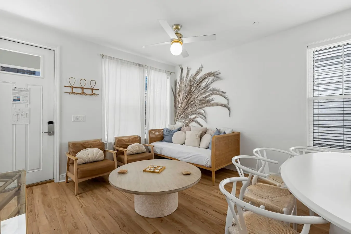 Beach Cabana ~ Walk to Beach~ Sleeps 10 ~ 3BR/3BA 7