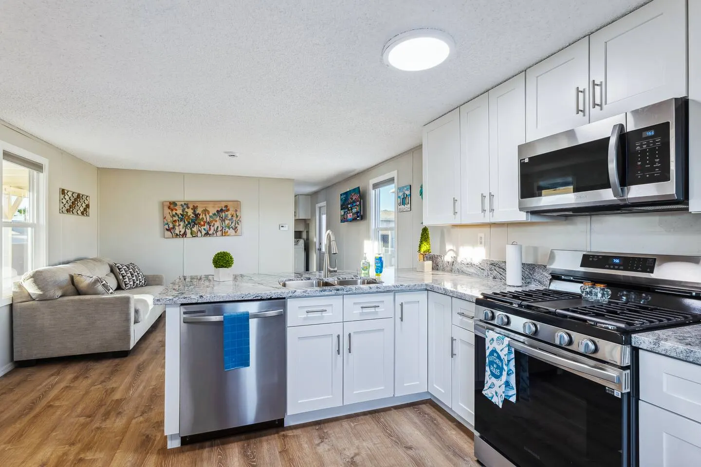The Villas Waterfront Compound Sleeps 25 19