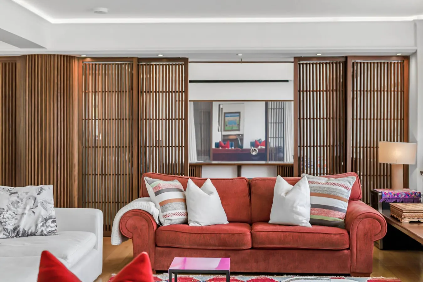 Kensington 7-Bed 4000 Sqft AC & Parking 13
