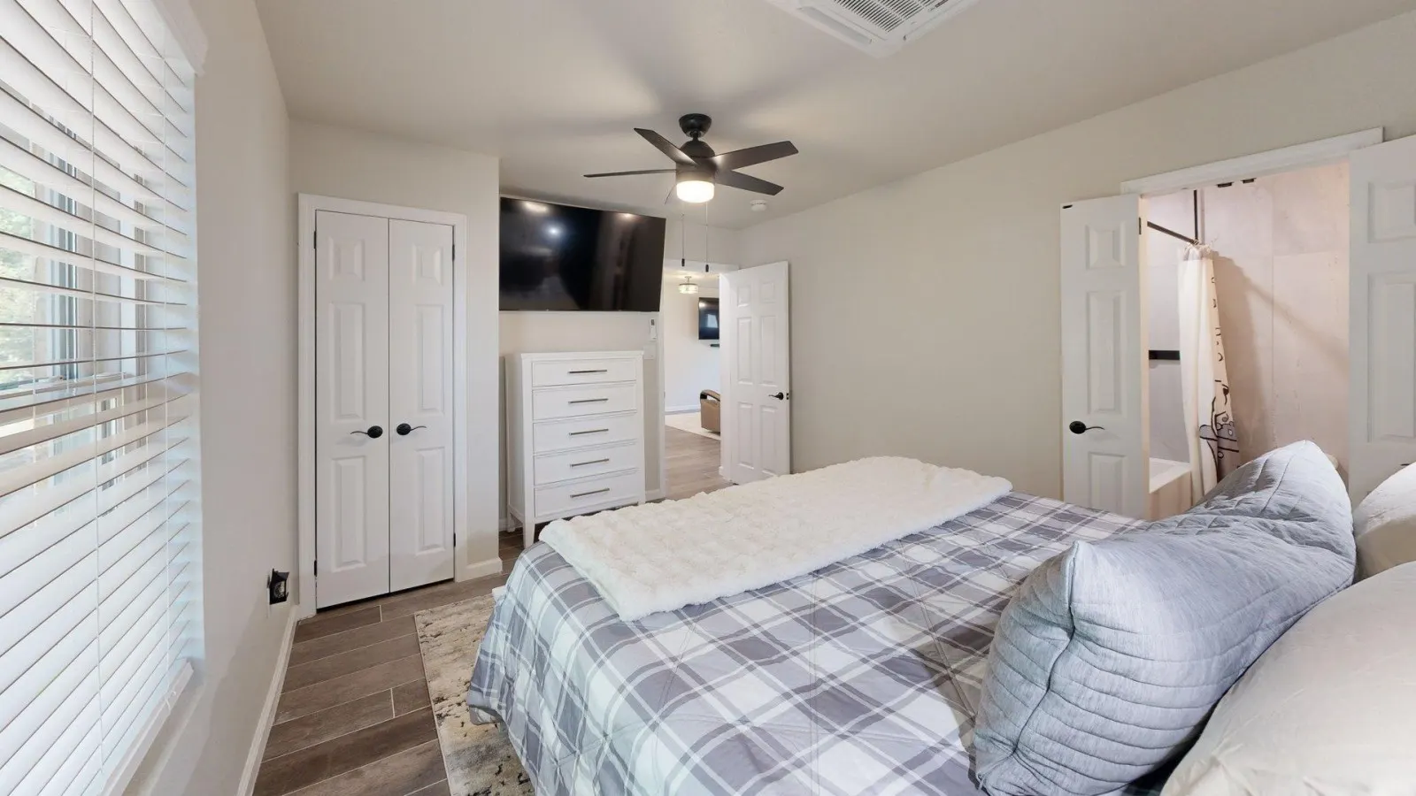 The Belle on Bucknell - Brand New! Pet Friendly! 10