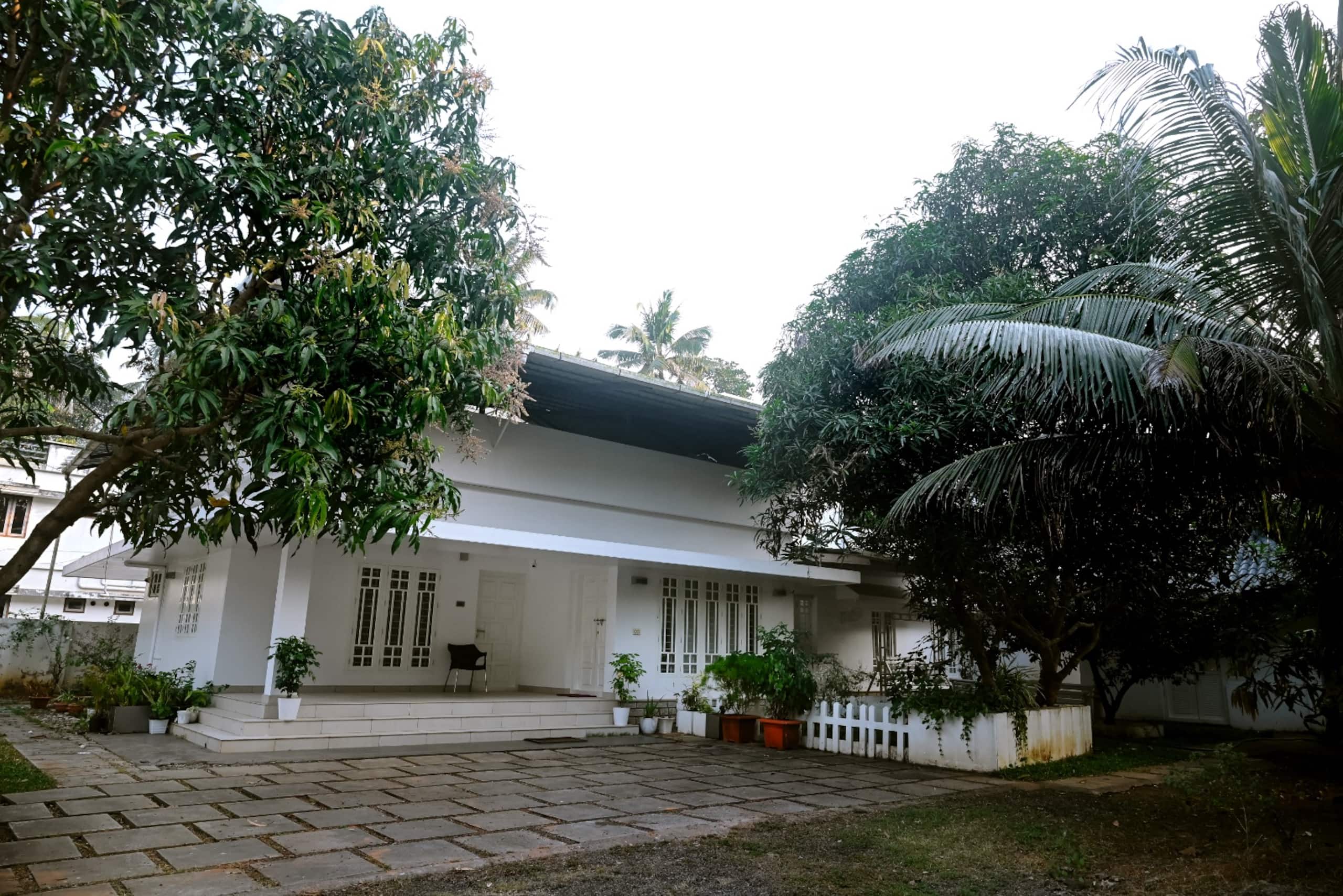White Aura Villa 3