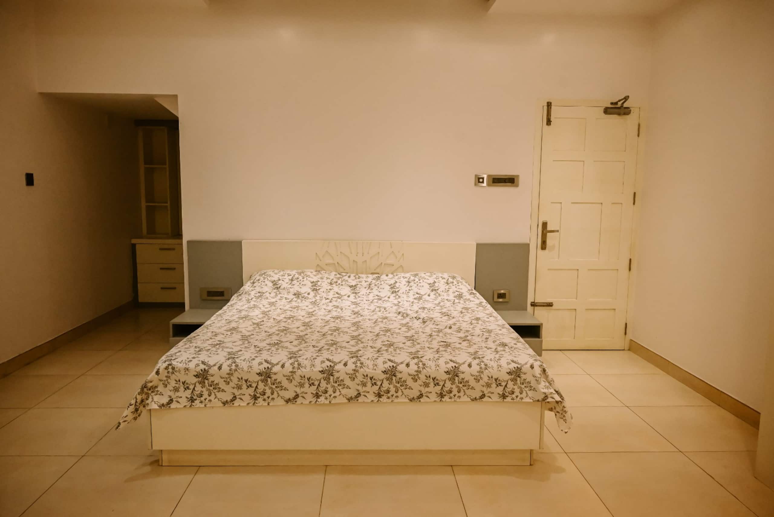 White Aura Villa 6