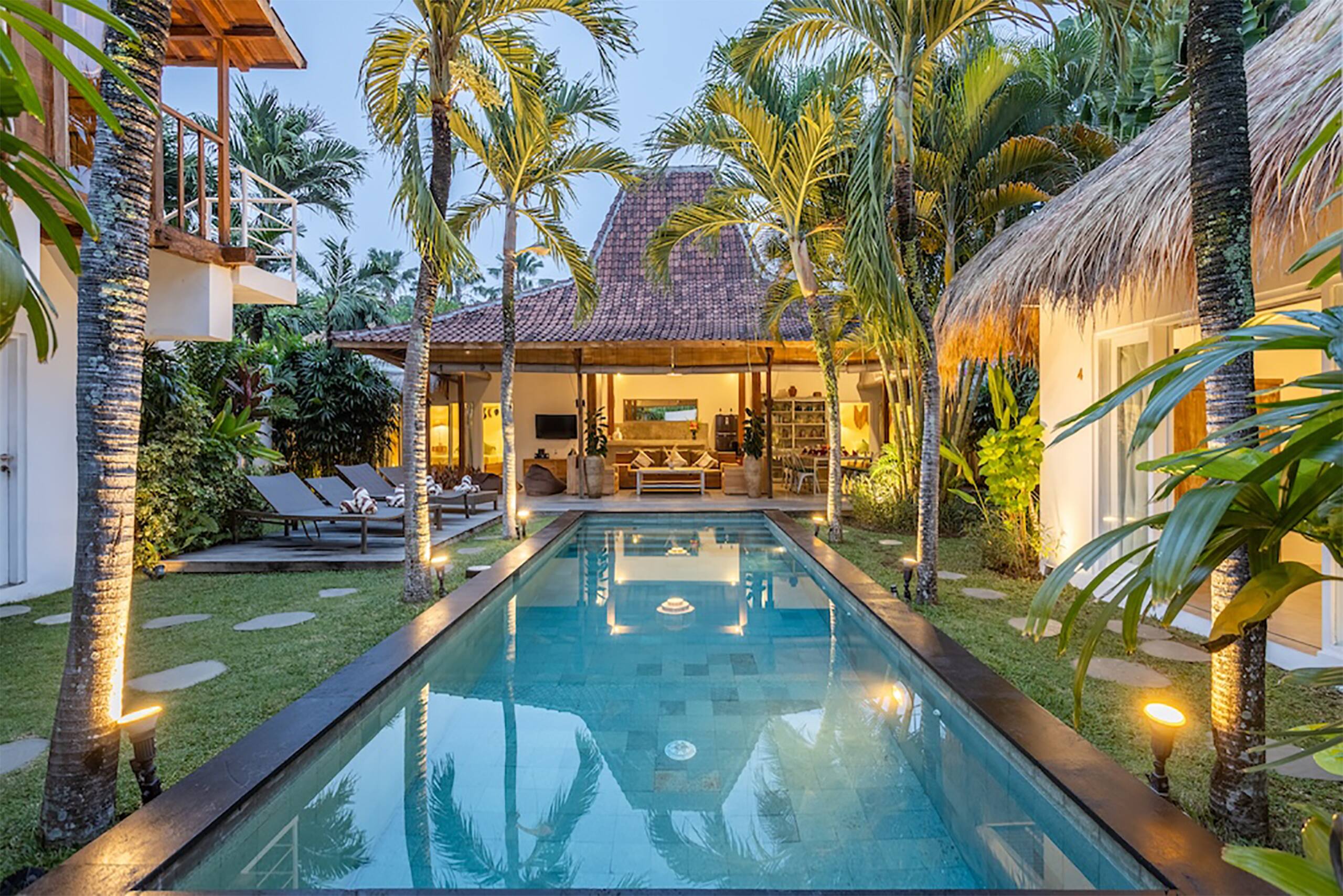 800 m to Beach/Kudeta – Central Seminyak Oberoi