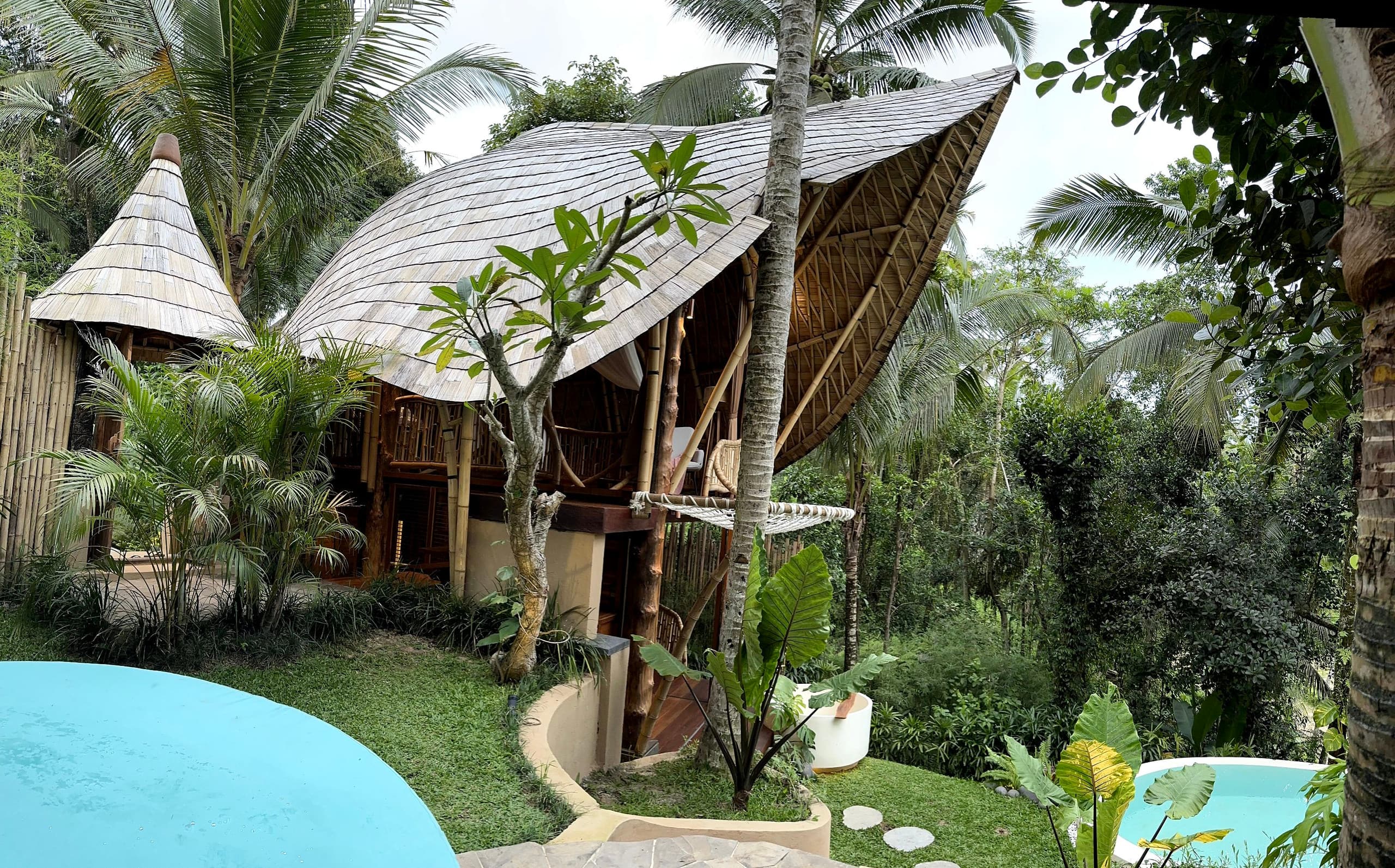 Umatreehouse. ecotreehouse_ bamboo house bali 22