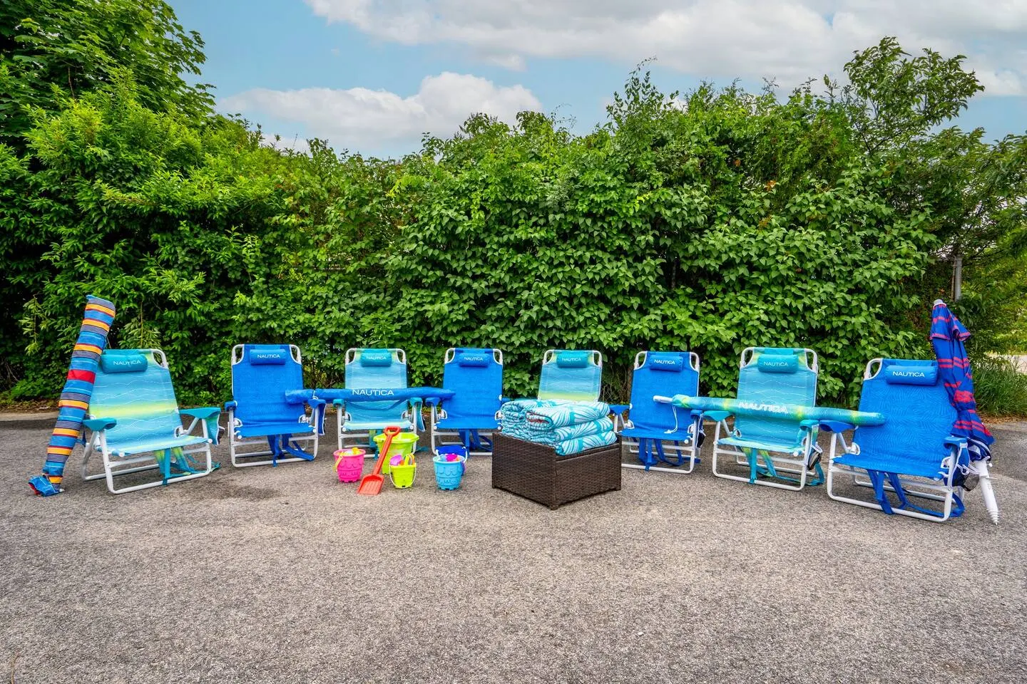 Steps2Beach! OutdoorShower Grill&FirePit BeachGear 6