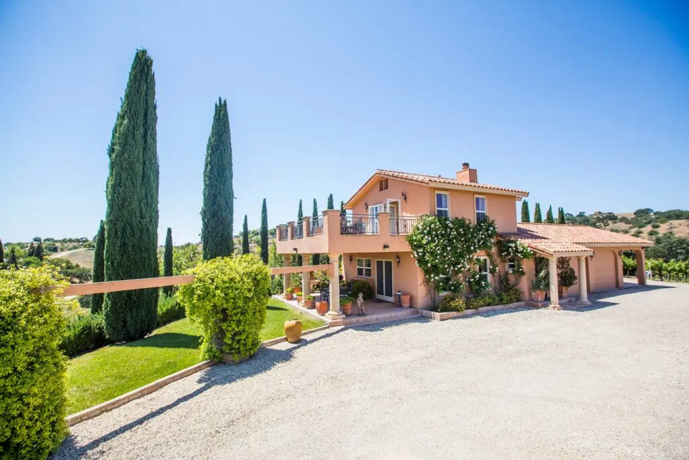 Aterno Vineyard, Guest House 4