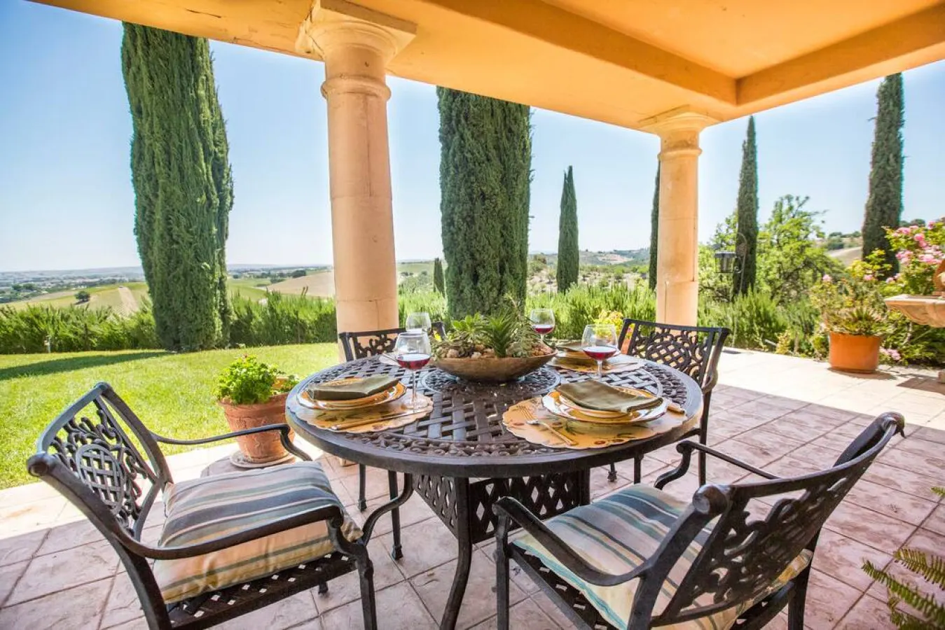 Aterno Vineyard, Guest House 7
