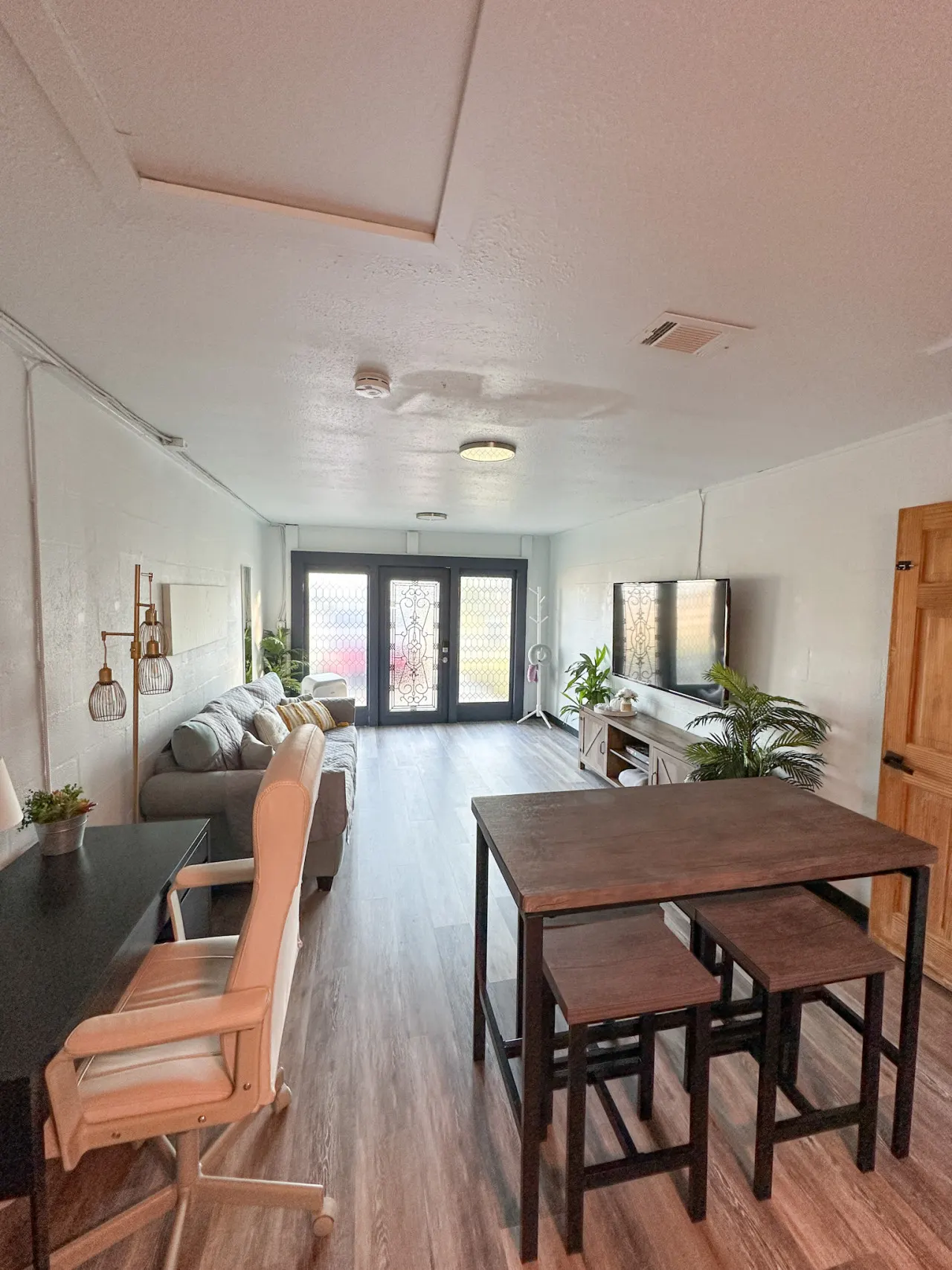 Traveler's Nook close to Venice Beach! 9