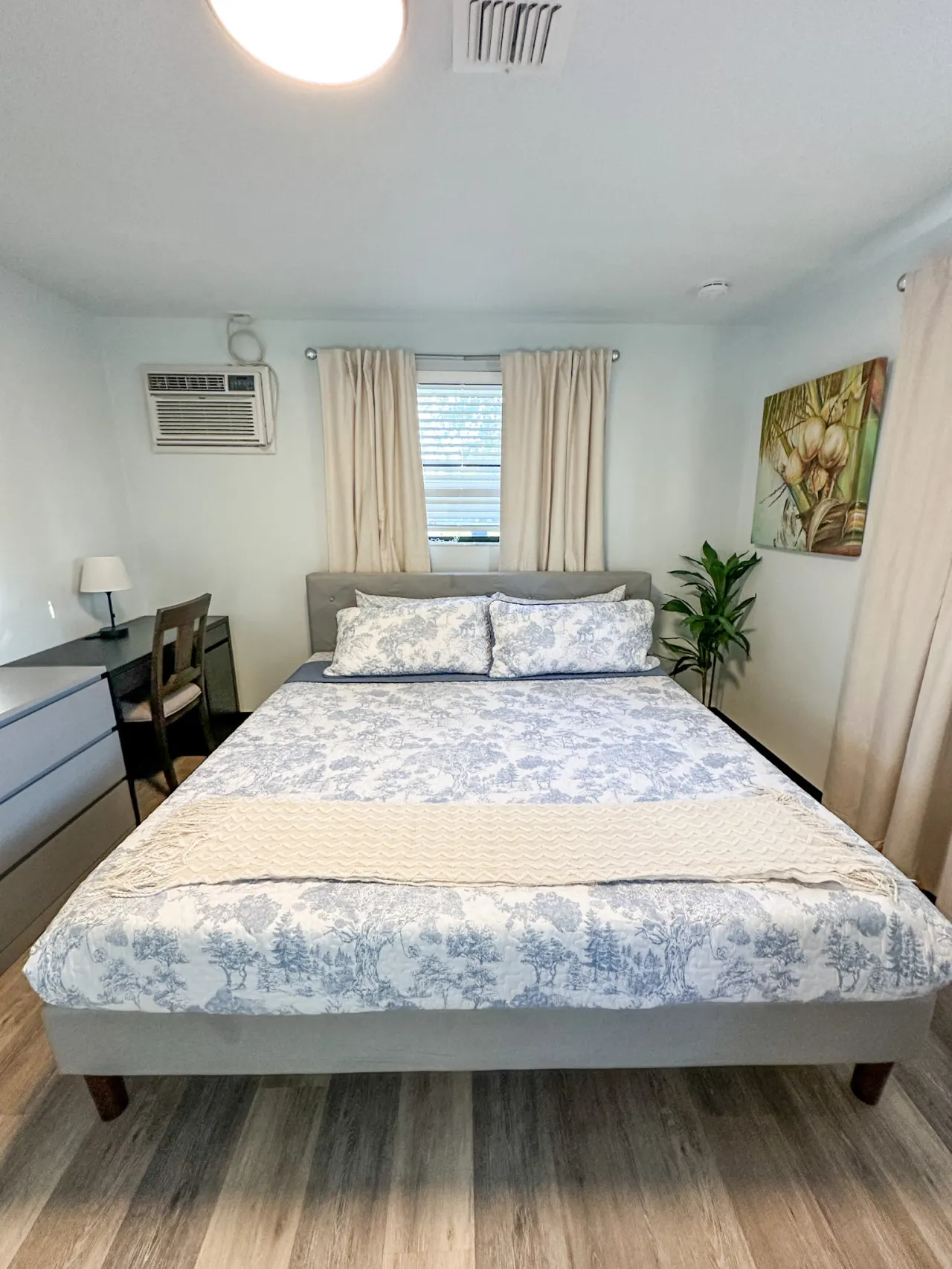 Traveler's Nook close to Venice Beach! 11